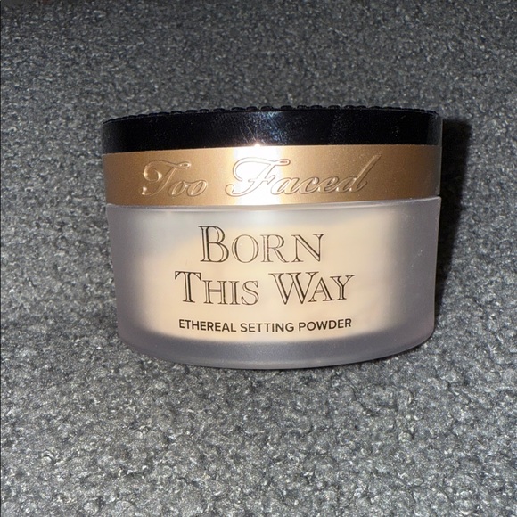 Too Faced Born This Way Setting Powder - Black and Gold - Picture 1 of 5